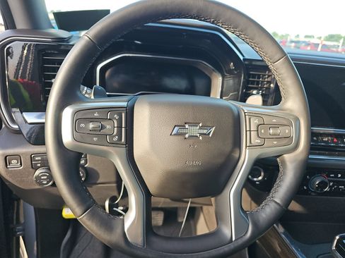 Used 2024 Chevrolet Silverado 1500 RST w/ Convenience Package II AWD/4WD image 8