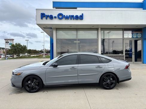 Certified 2025 Honda Accord Sport image 8