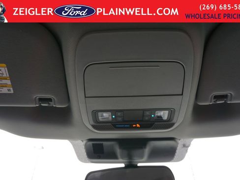 Used 2023 Ford F150 XLT w/ XTR Package image 31