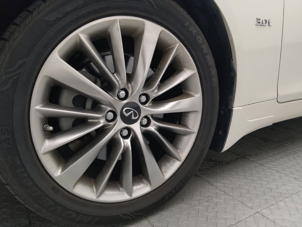 Used 2019 INFINITI Q50 Luxe w/ Essential Package (3.0T Luxe) RWD image 31