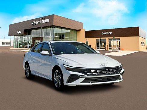 New 2026 Hyundai Elantra Limited FWD image 11