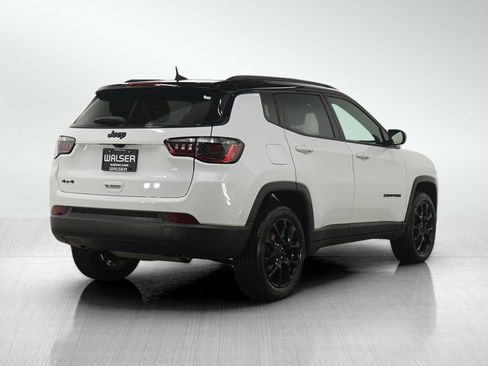 Used 2023 Jeep Compass Altitude w/ Convenience Group image 5