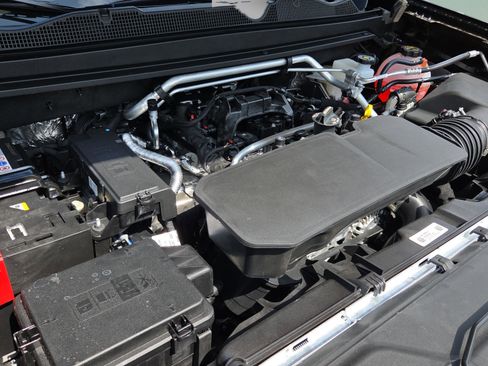 New 2026 Chevrolet Colorado Trail Boss AWD/4WD image 17