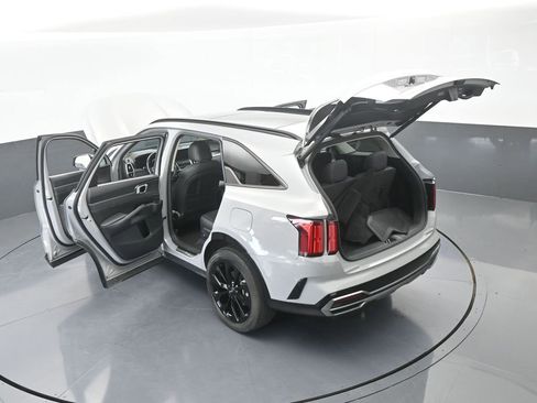 Used 2023 Kia Sorento SX image 71