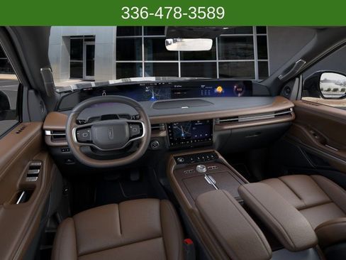 New 2026 Lincoln Navigator L Reserve AWD/4WD image 9