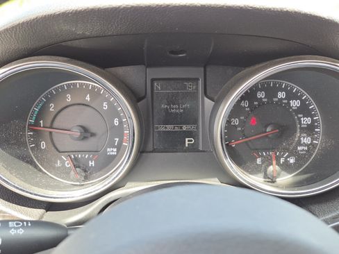 Used 2012 Jeep Grand Cherokee Laredo AWD/4WD image 26