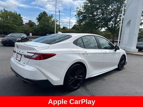 Used 2025 Toyota Camry SE FWD image 7