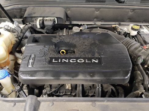 Used 2019 Lincoln Nautilus Reserve w/ Cargo Utility Package FWD image 30