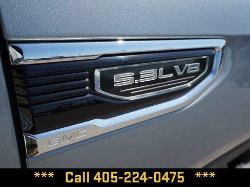 Used 2025 GMC Sierra 1500 SLT AWD/4WD image 9