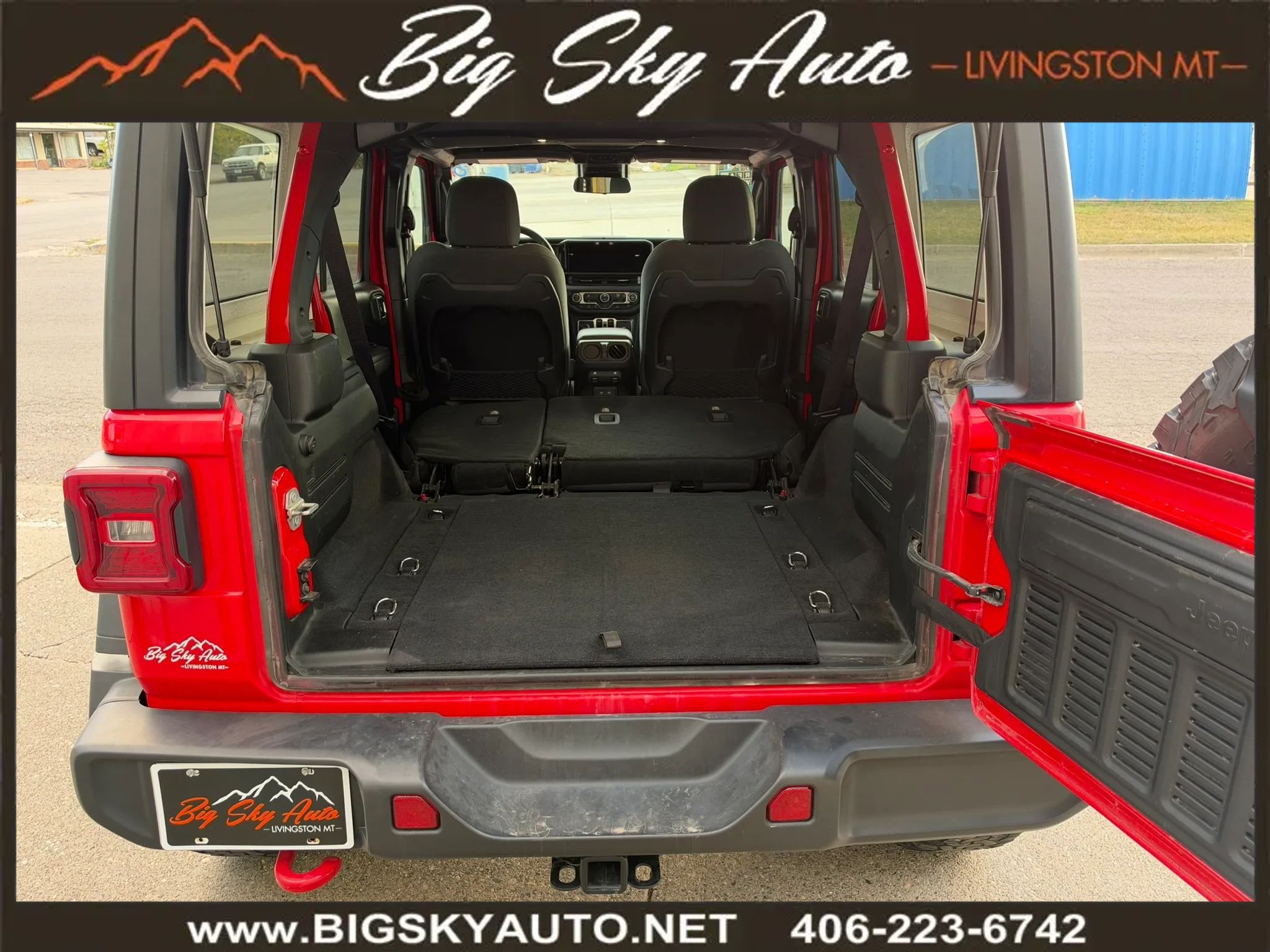 Used 2024 Jeep Wrangler Unlimited Rubicon AWD/4WD image 22