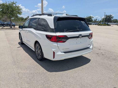 Used 2025 Honda Odyssey Touring image 8