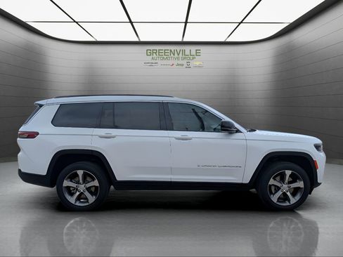 New 2026 Jeep Grand Cherokee L Limited RWD image 9
