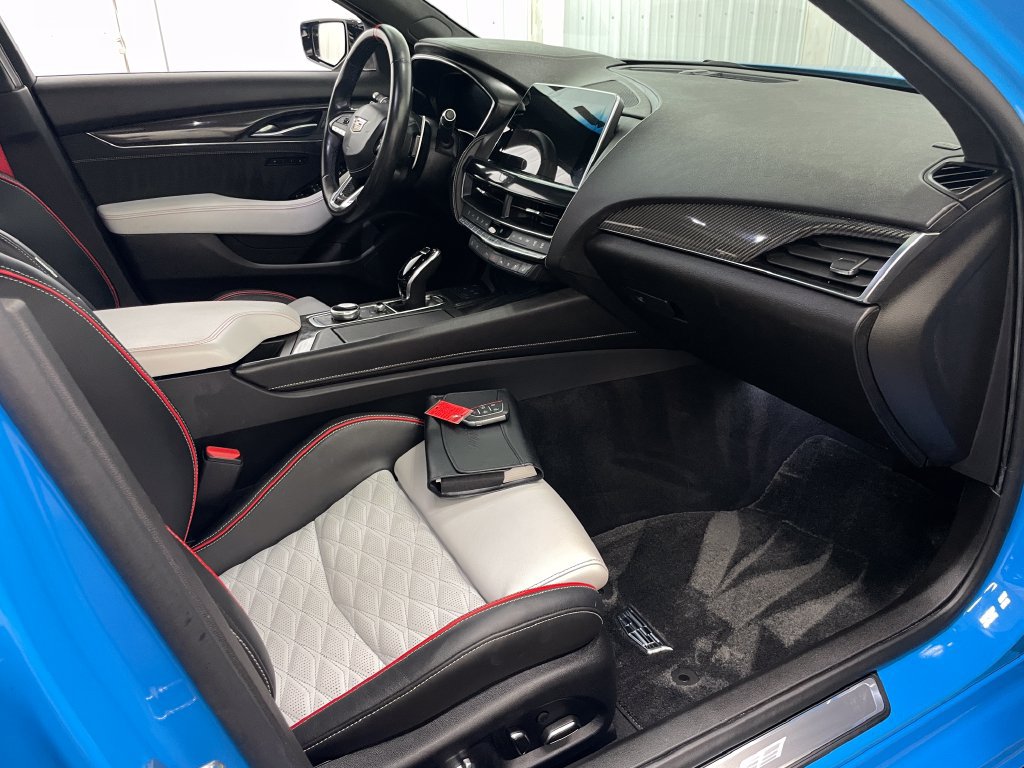 Used 2022 Cadillac CT5 V Blackwing w/ Carbon Fiber Package 2 RWD image 39