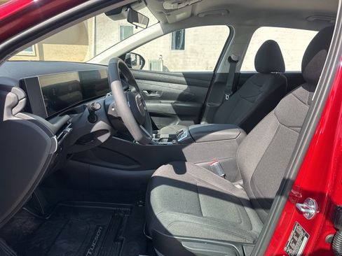 New 2026 Hyundai Tucson SE image 24