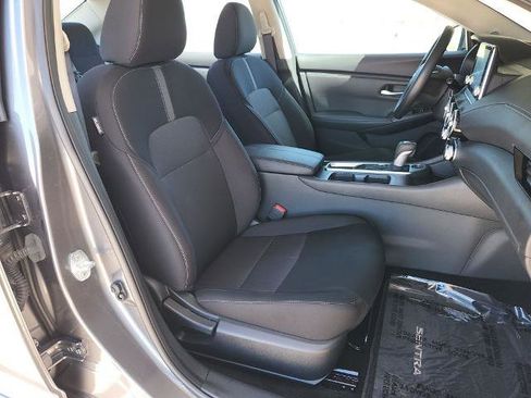 Certified 2025 Nissan Sentra SV image 15