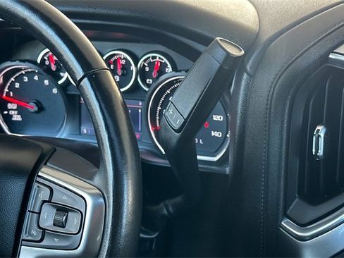 Used 2021 Chevrolet Silverado 1500 LT Trail Boss image 17