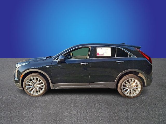 Used 2021 Cadillac XT4 Luxury w/ Cold Weather Package AWD/4WD image 7