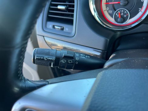 Used 2017 Dodge Grand Caravan SE w/ Power Window Group image 11