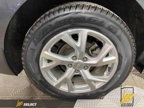 Used 2020 Chevrolet Equinox LT image 32