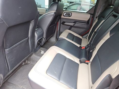 Used 2024 Ford Bronco Wildtrak AWD/4WD image 9