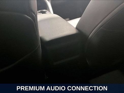 Used 2021 Toyota Camry SE AWD/4WD image 13