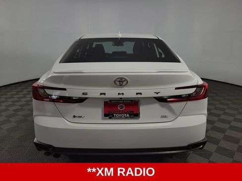 Used 2025 Toyota Camry SE FWD image 7
