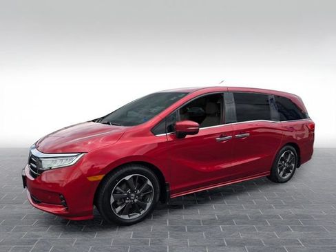 Used 2022 Honda Odyssey Elite image 3