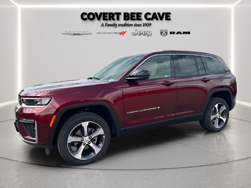 New 2026 Jeep Grand Cherokee Limited w/ Luxury Tech Group II RWD image 4