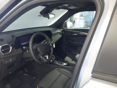 New 2026 Chevrolet TrailBlazer ACTIV w/ Driver Confidence Package image 2