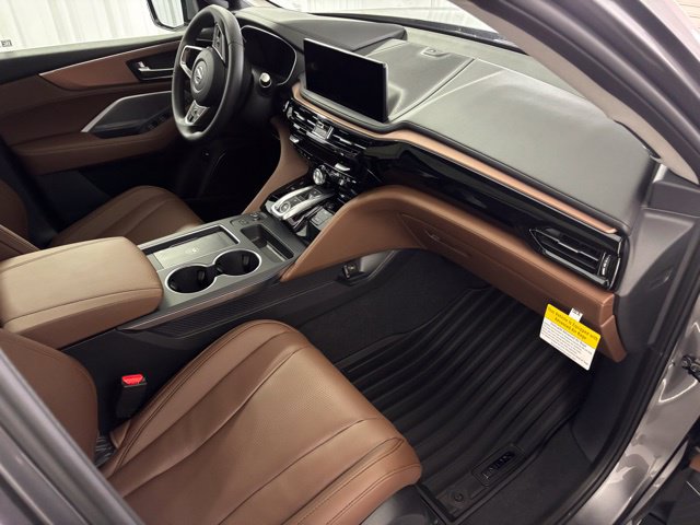 Certified 2026 Acura MDX w/ Technology Package FWD image 34