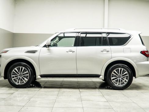 Used 2024 Nissan Armada SL image 9