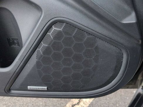 Certified 2022 Subaru Outback Limited image 30