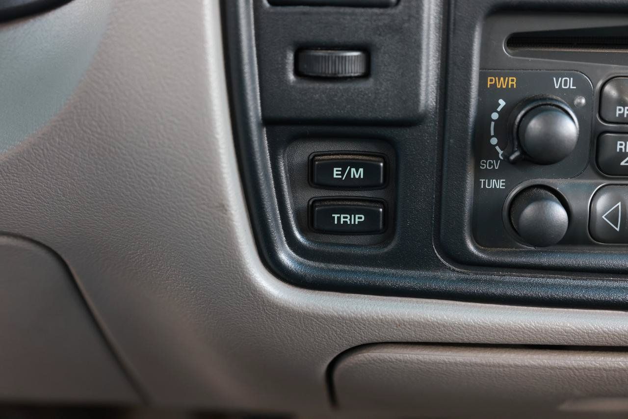 Used 1996 Chevrolet Caprice SS RWD image 39