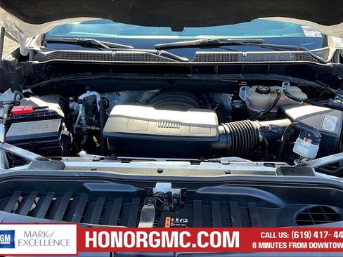 Used 2020 Chevrolet Silverado 1500 RST w/ All-Star Edition AWD/4WD image 31