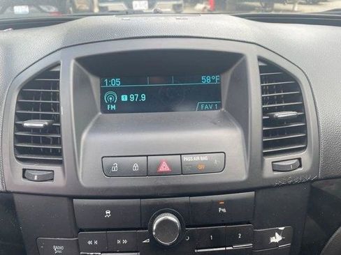 Used 2011 Buick Regal CXL w/ RL5 Preferred Equipment Group FWD image 17