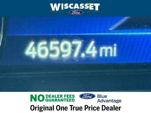 Certified 2022 Ford Explorer XLT w/ Equipment Group 202A image 22