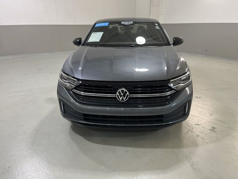 Certified 2024 Volkswagen Jetta Sport FWD image 2
