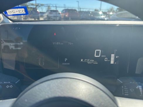 Used 2025 Nissan Kicks SV image 38