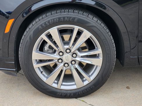 Certified 2023 Cadillac XT6 Premium Luxury w/ Technology Package FWD image 32