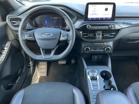 Used 2025 Ford Escape ST-Line FWD image 13