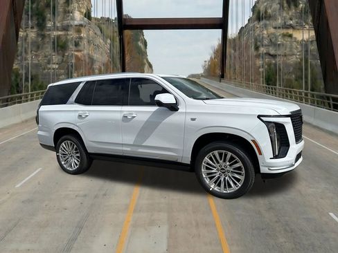 New 2026 Cadillac Escalade Luxury w/ LPO, Floor Liner Package AWD/4WD image 14