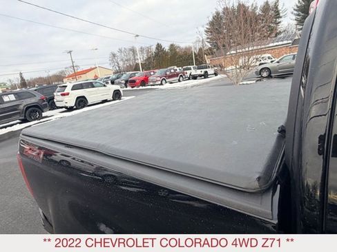 Used 2022 Chevrolet Colorado Z71 image 10