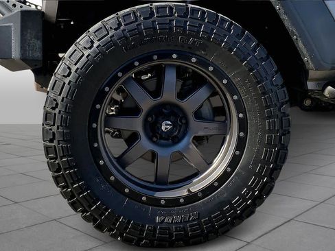 Used 2018 Jeep Wrangler Unlimited Sport S image 11