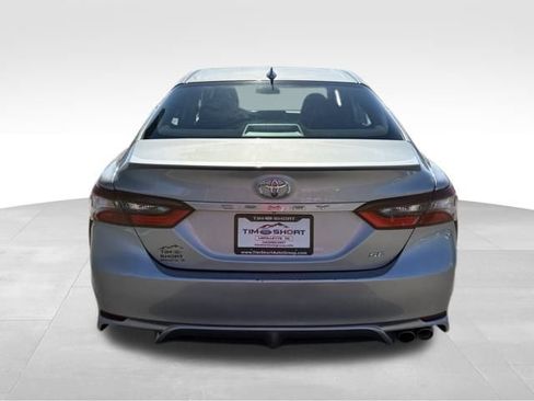 Used 2024 Toyota Camry SE image 6