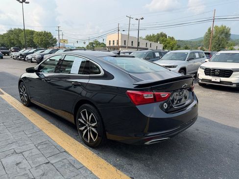 Used 2023 Chevrolet Malibu RS w/ LPO, Floor Liner Package FWD image 6