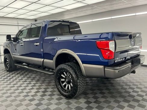 Used 2019 Nissan Titan Platinum Reserve w/ Platinum Utility Package image 17
