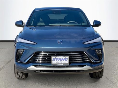 New 2026 Buick Envista Preferred image 2