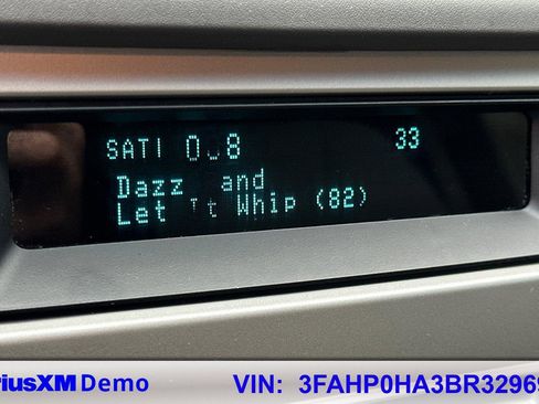 Used 2011 Ford Fusion SE w/ 201A Rapid Spec Order Code image 26