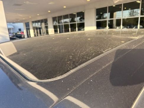 Used 2015 Ford F150 Platinum w/ Trailer Tow Package image 11