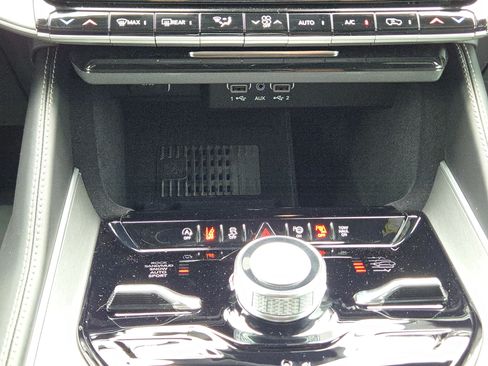 New 2026 Jeep Grand Wagoneer 4WD w/ Quick Order Packge 29V Upland image 15